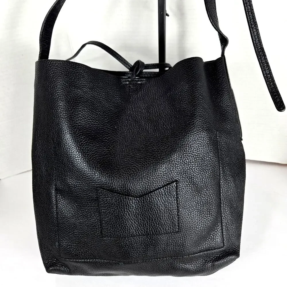 Michael Kors Junie Large‎ Leather Messenger Bag Tote *Small Flaw #858